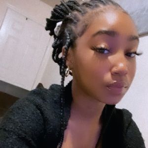 Meet your Posher, Jazelle